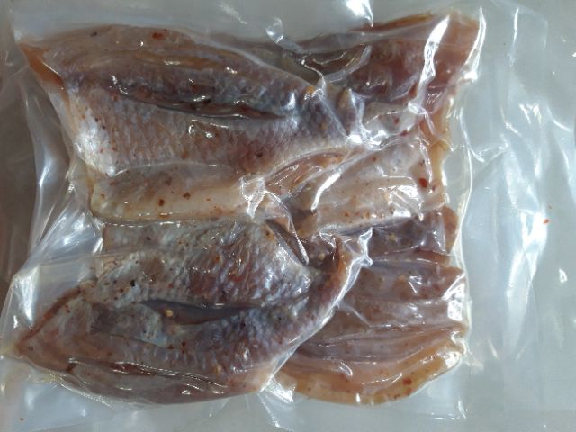 Khô cá điêu hồng ướp tiêu không tẩm ngọt, dai thơm, mặn vừa