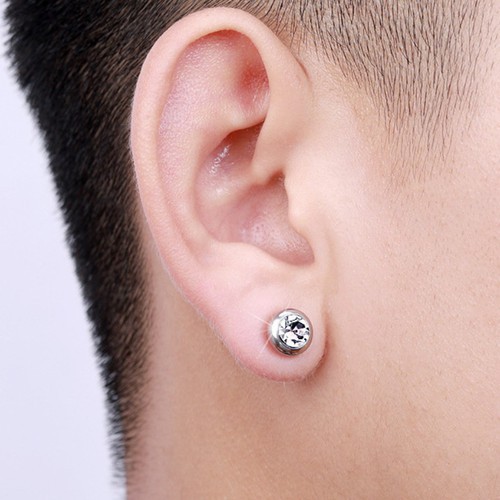 Bông Tai Nam Đính Đá Nhân Tạo Titan Ko Đen TT 3381