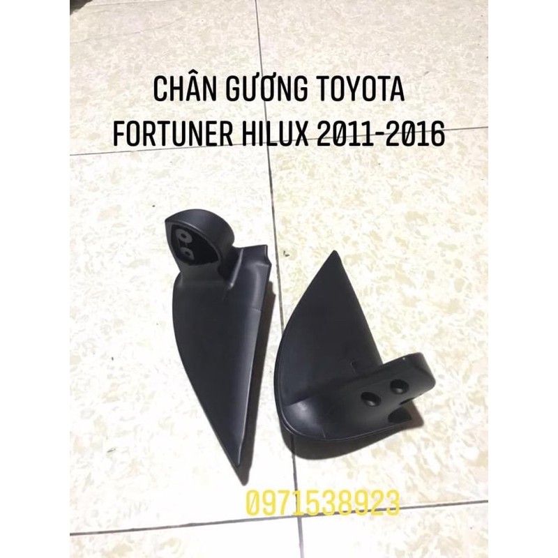 Chân gương chiếu hậu Toyota Fortuner HILUX 2011-2016