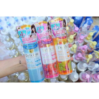 Tẩy da chết Detclear