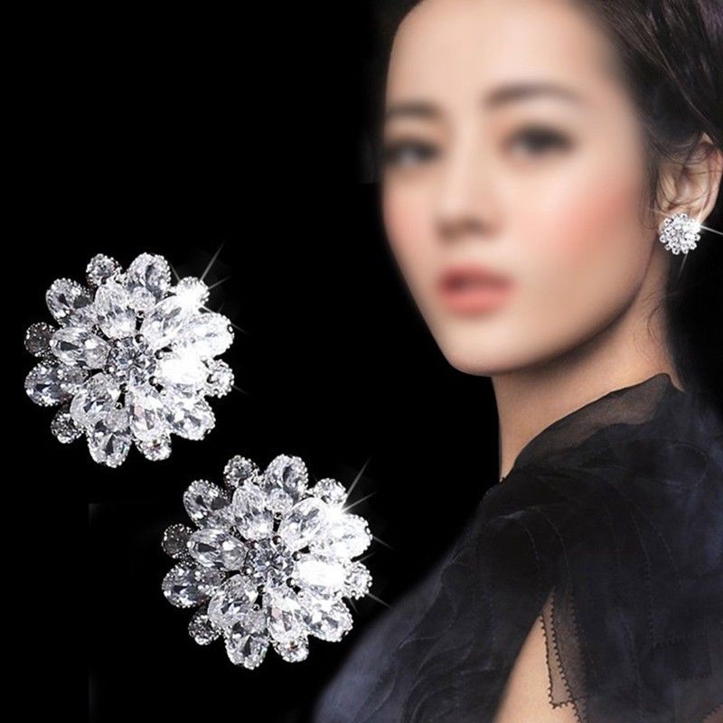 Bông tai hình hoa mạ bạc đính đá giả dành cho nữ