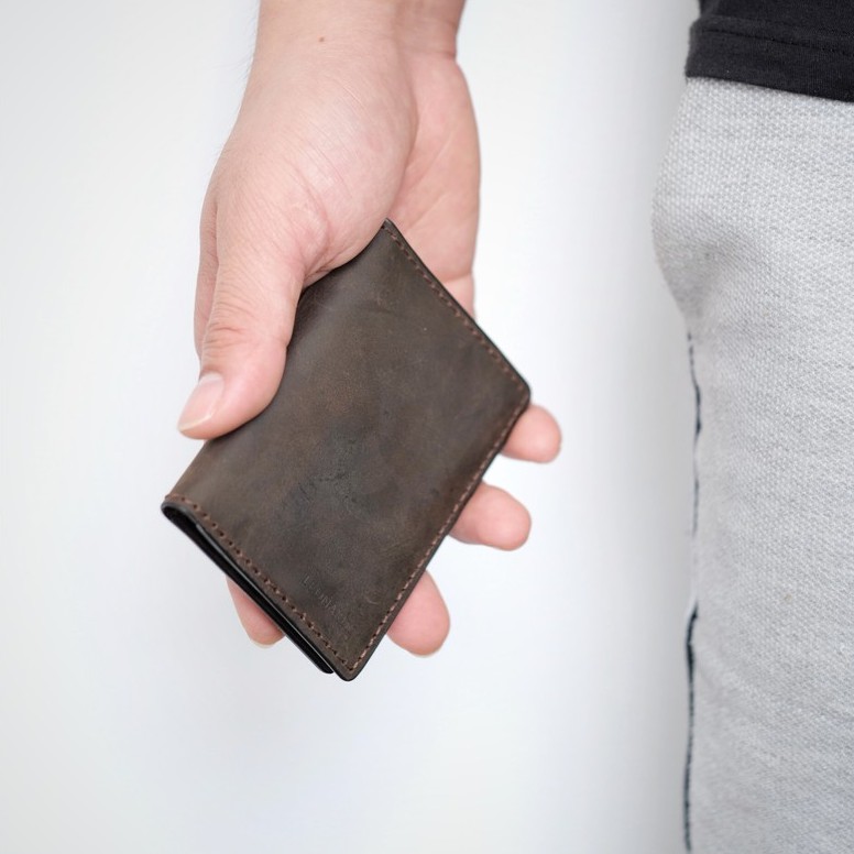 Ví đựng card Gello da sáp thương hiệu Leonardo | BigBuy360 - bigbuy360.vn