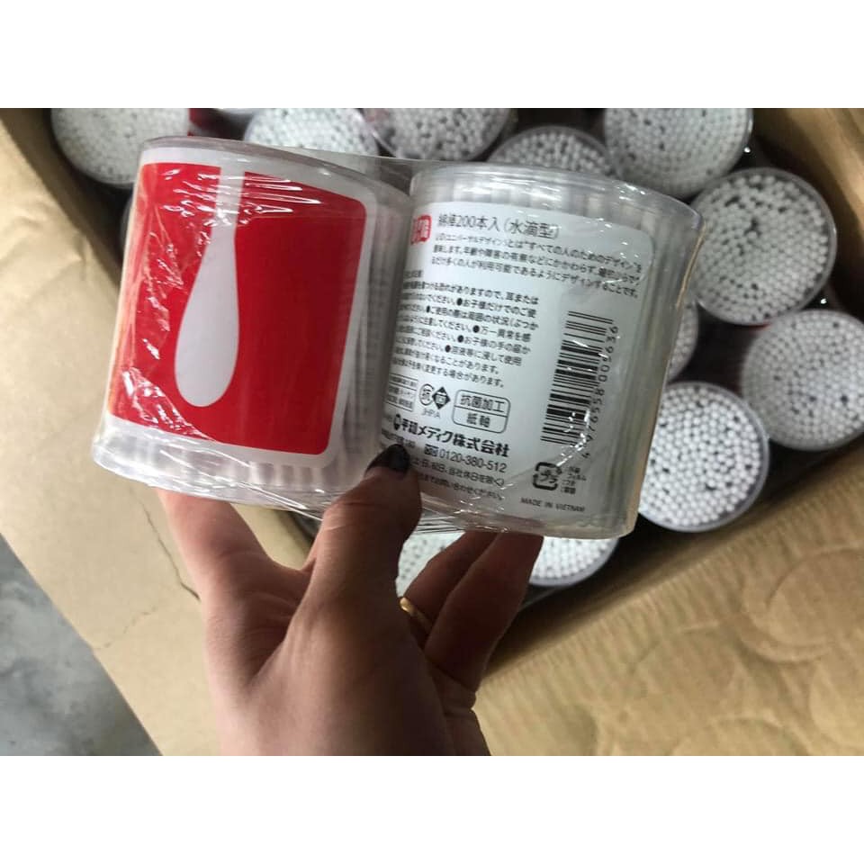 Hộp 200c tăm bông ngoáy tai Nhật bản người lớn và trẻ em