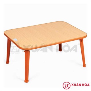 Bàn gấp xuân hoà ,thiết kế chắc chắn mặt bàn màu vân gỗ,4 chân son tĩnh điện,gấp gọn thiết kế phù hop mọi mục đích sử dụ