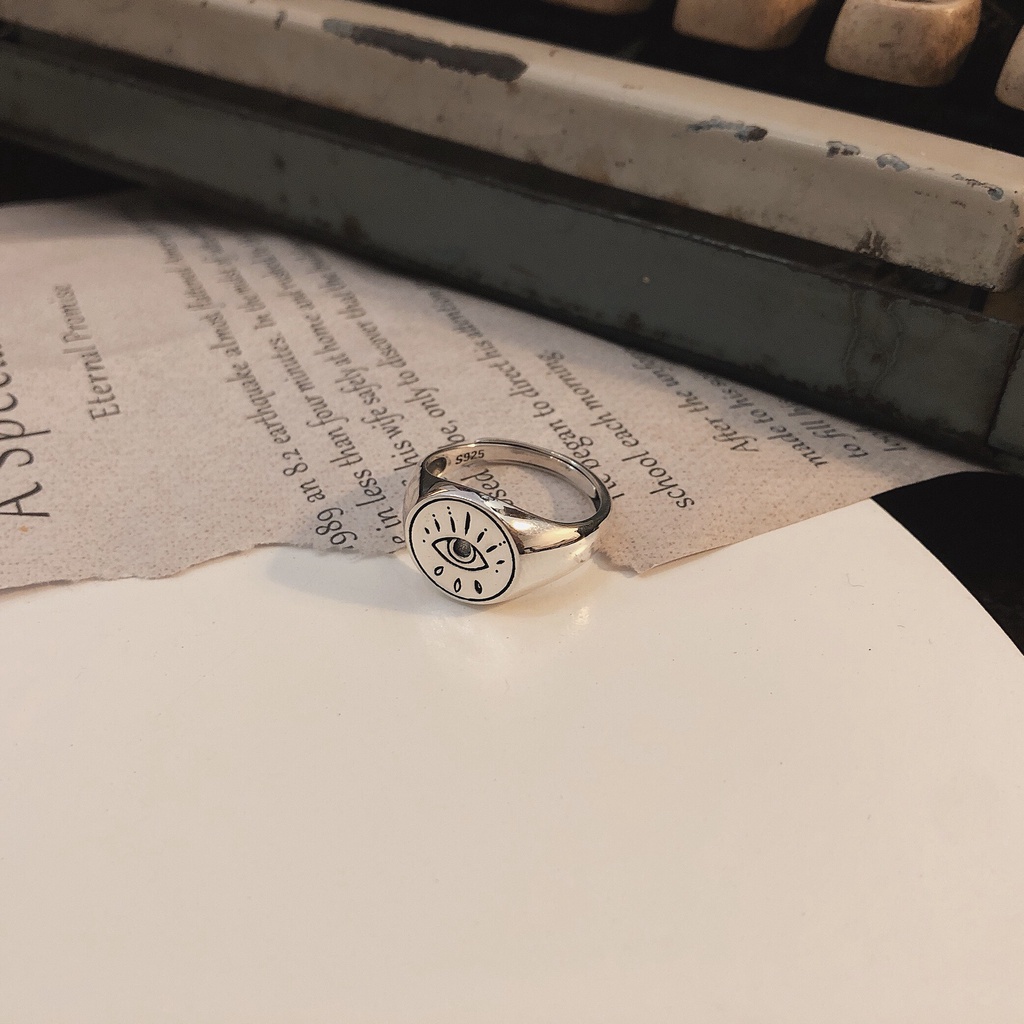 Nhẫn bạc SOFF CLUB S925 - Nhẫn tròn dẹt khắc con mắt