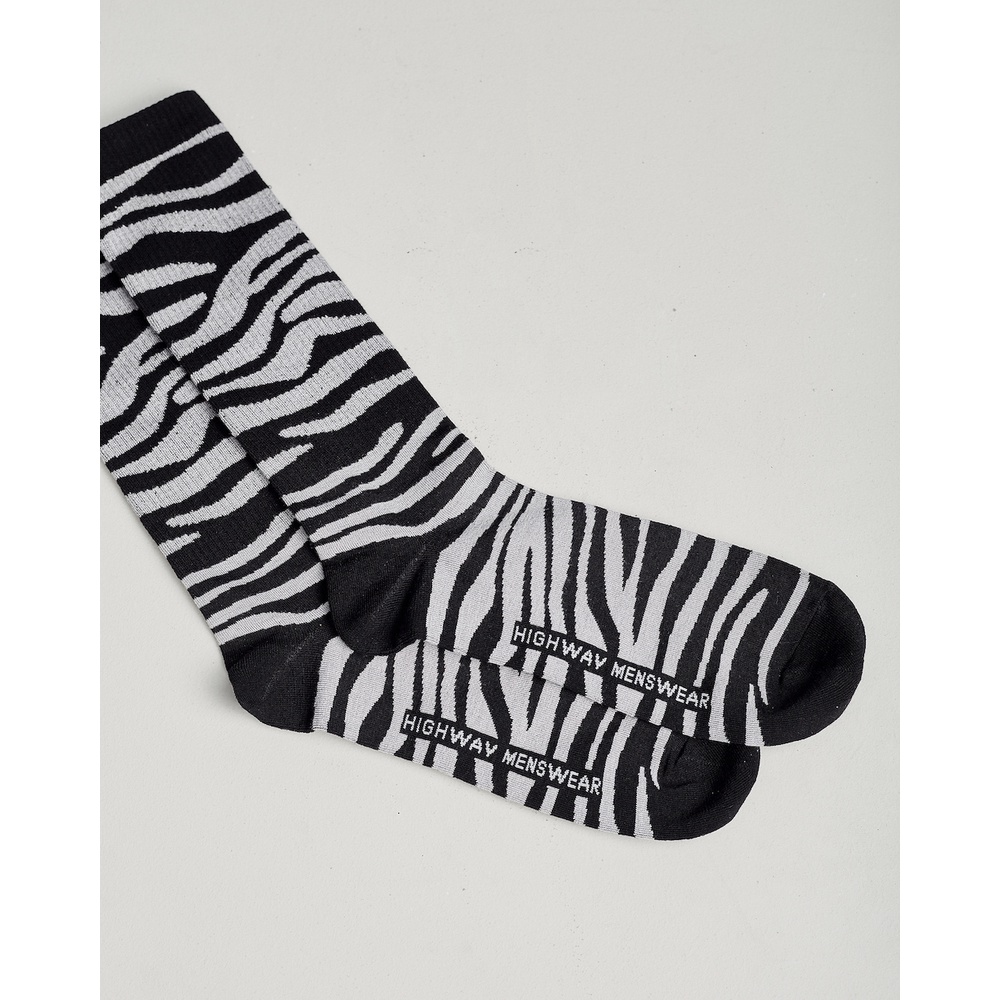 Tất hoạ tiết chất liệu dệt kim Highway (Menswear) Zebra Print