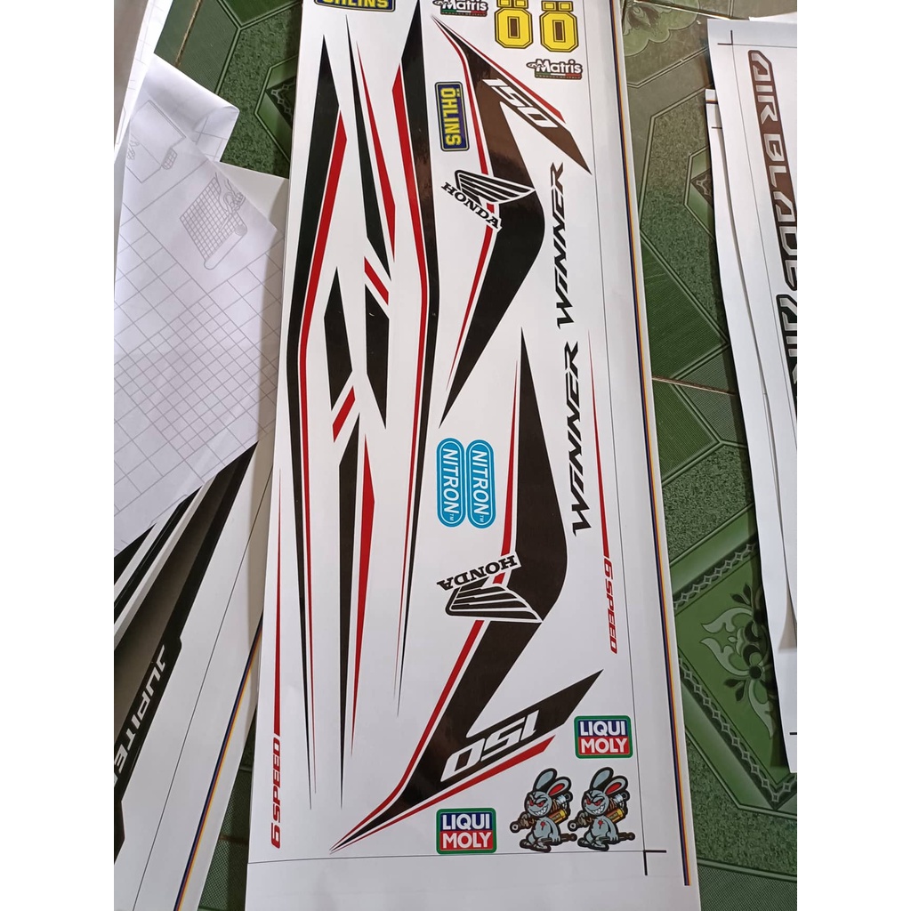Tem rời winner trắng đen 2018