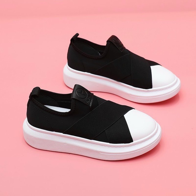 Giày mũi trắng trơn dáng slipon (freeship)