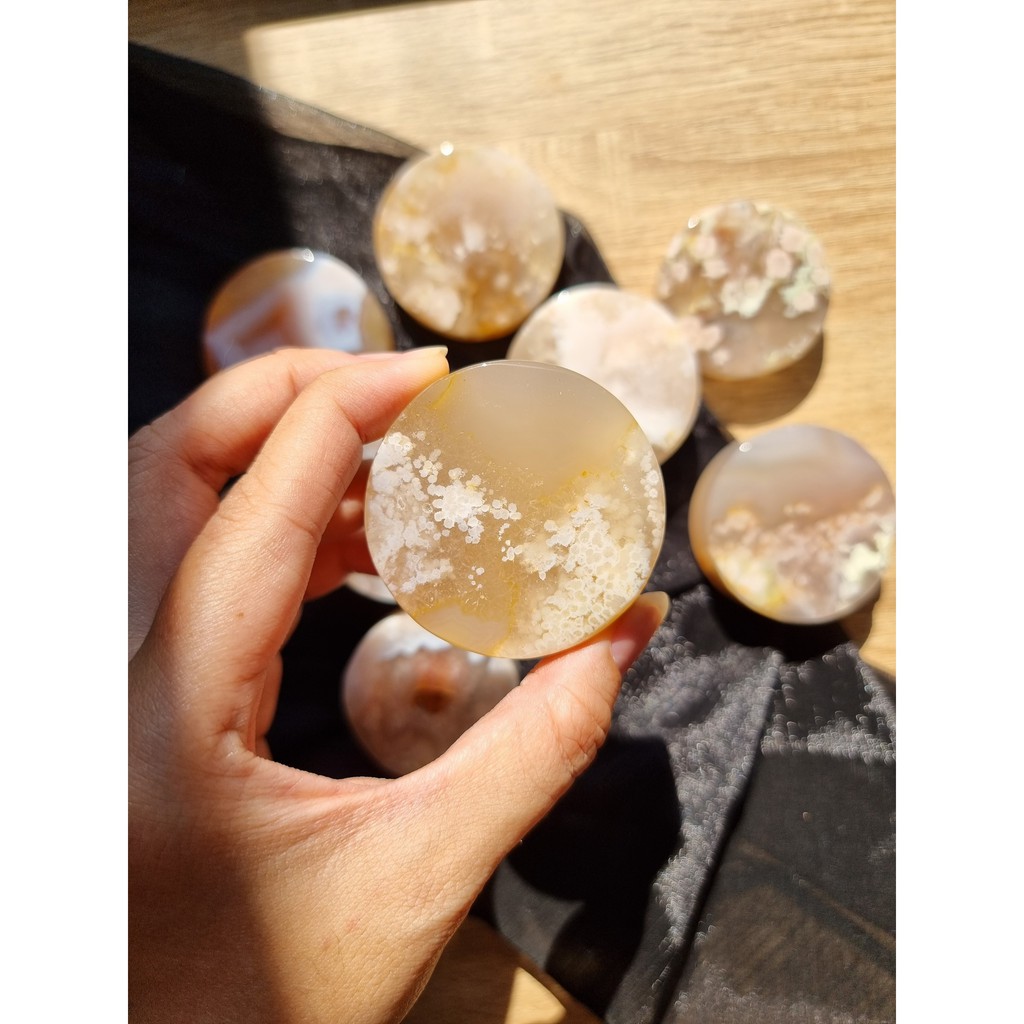 Viên đá Mã não Hoa Anh Đào (Blossom Agate), dùng thanh tẩy trong Tarot, Reiki, thiền định, phong thủy