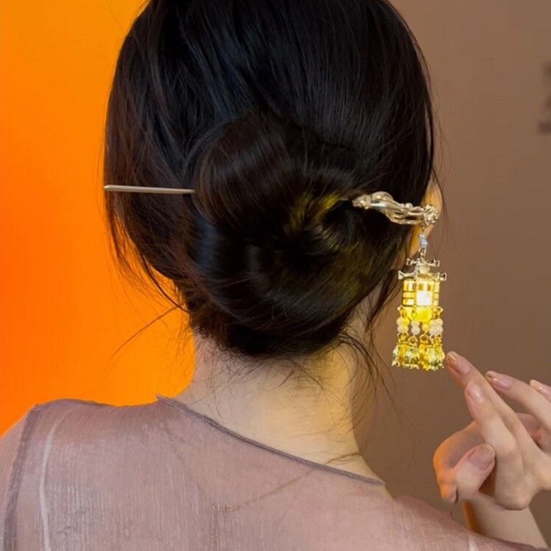 Trâm Cài Tóc Tua Rua Phong Cách Hanfu Cổ Điển Phát Sáng Độc Đáo