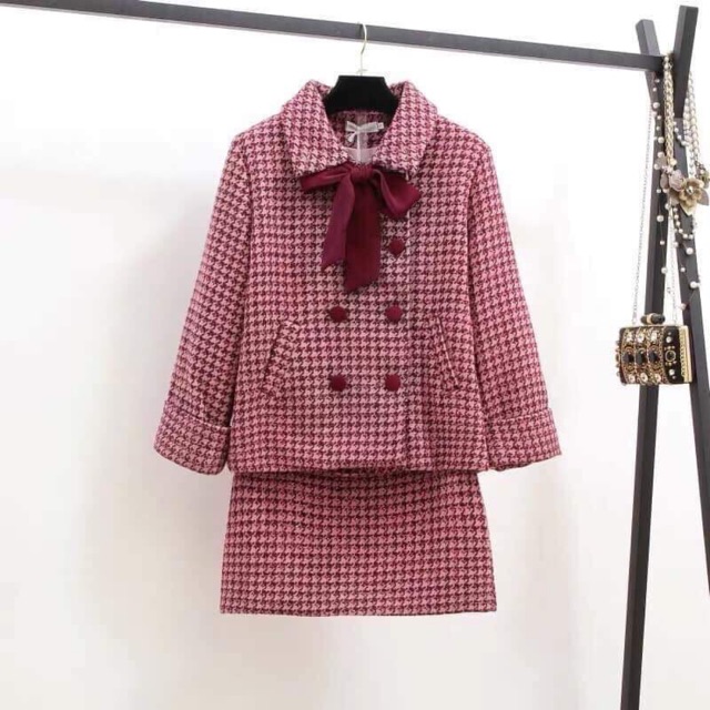 Set dạ zara kẻ đỏ nơ siêu xinh ❤️❤️