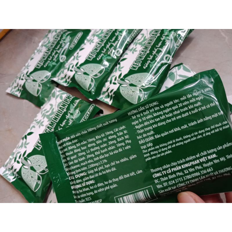 KẸO NGẬM HO NHUẬN PHẾ Kingphar - vỉ 8 viên - giúp bổ phế tiêu đờm, làm ấm đường hô hấp.