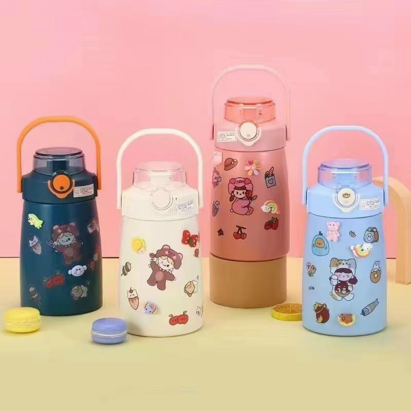 Bình nước giữ nhiệt cute có sticker và ống hút - Bình giữ nhiệt 900ml cho bé inox 304 xịn