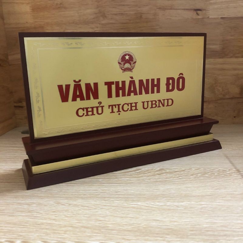 biển tên đồng
