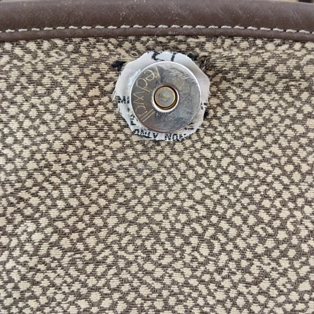 Túi đeo chéo da hươu