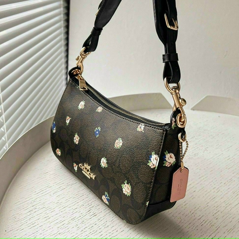 Túi Coach Jes Baguette siêu sang