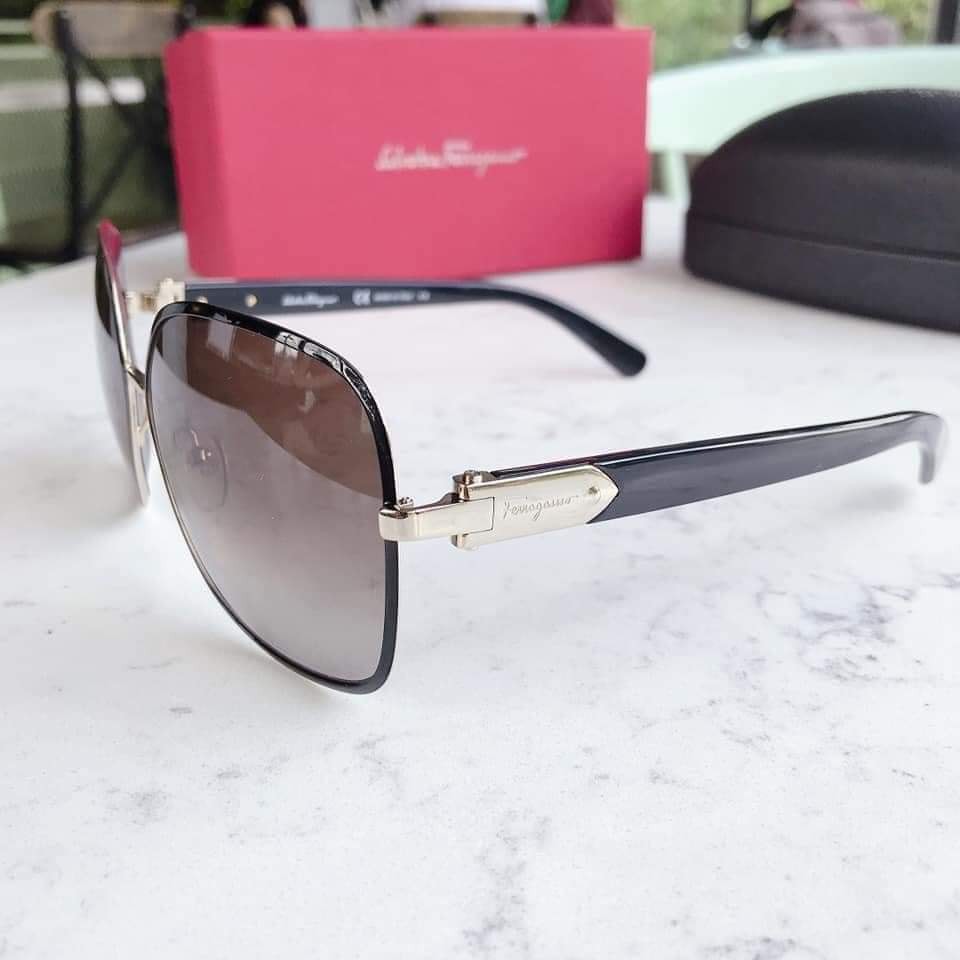 Kính mắt Salvatore Ferragamo SF150S  mắt nâu viền đen, dáng vuông ⚜️Hàng Authentic⚜️