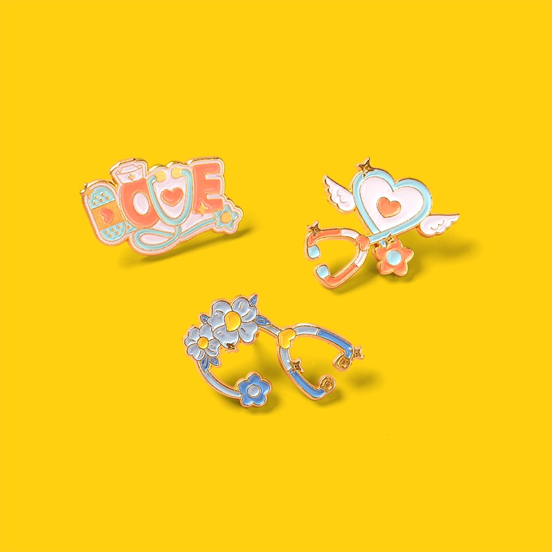 Ghim cài áo QIHE JEWELRY hình ống nghe y tế hoạt hình
