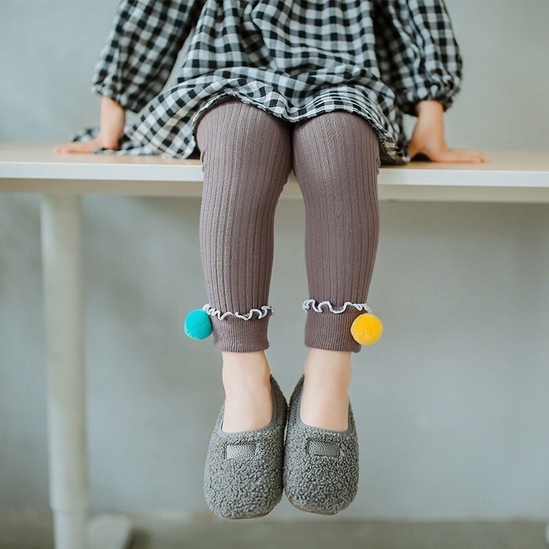 Quần tất len tăm quả bông không bàn cho bé gái siêu dễ thương