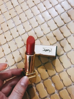 Son YSL đã qua sử dụng màu 201