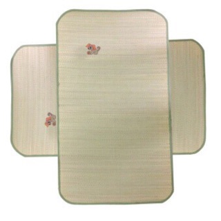 Chiếu cói cho bé