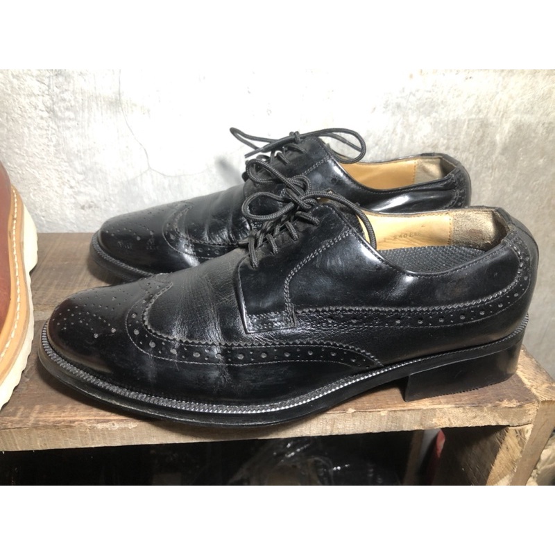 Giày công sở wingtips