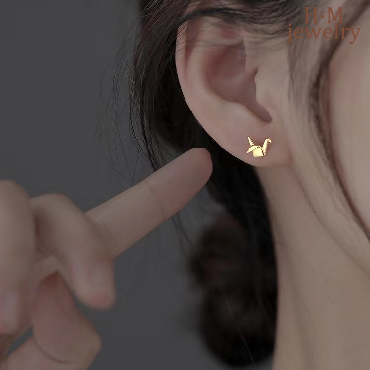 Khuyên Tai Hình Chim Hạc Giấy Kiểu Mới 2022 Đơn Giản Và Nhỏ Gọn Cho Nữ
