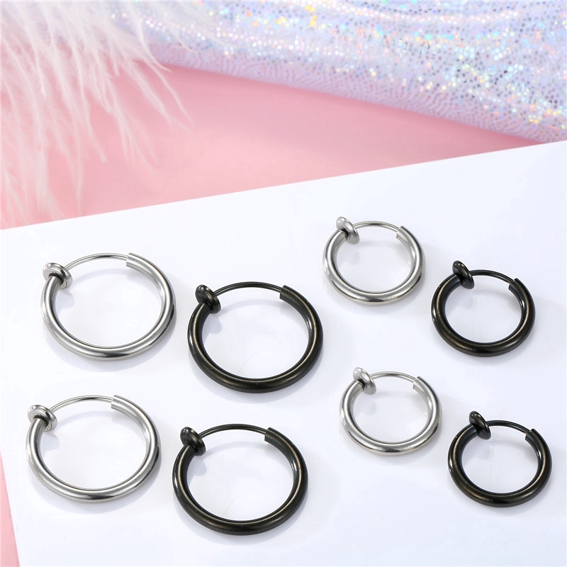 1Pair Classic Hip-Hop Style Hoop Earrings Circle Hoop Earrings for Women Jewelry Steampunk Ear Clip Gift