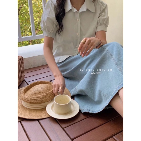 Áo cổ sen dáng croptop