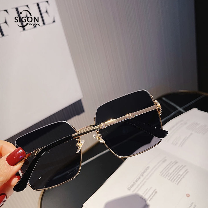 Kính Mát Gọng Vuông Lớn Chống Tia UV Thời Trang