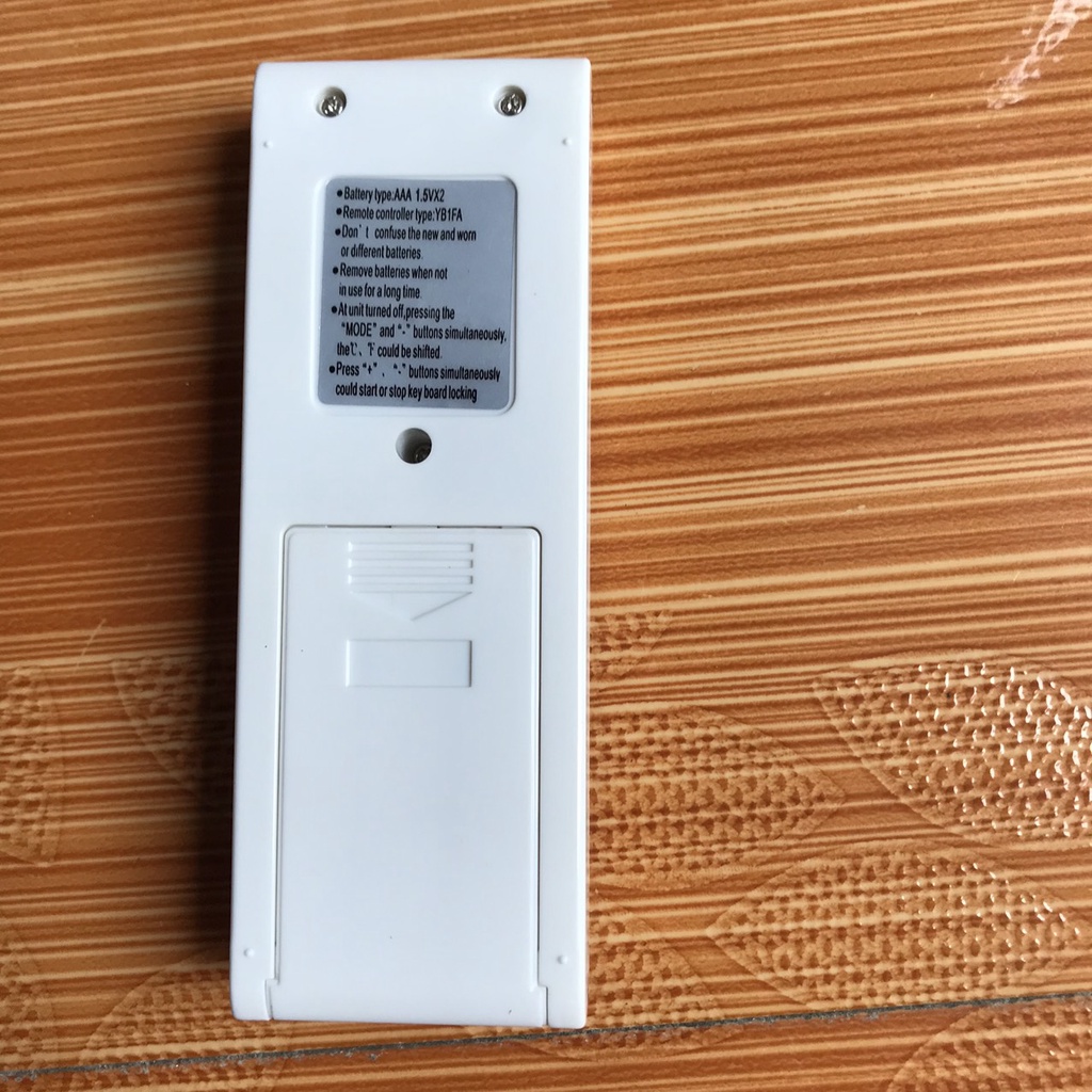 Điều khiển điều hoà AQUA AQA-KCR9JA , AQA-KR9JA , AQA-CR9JA