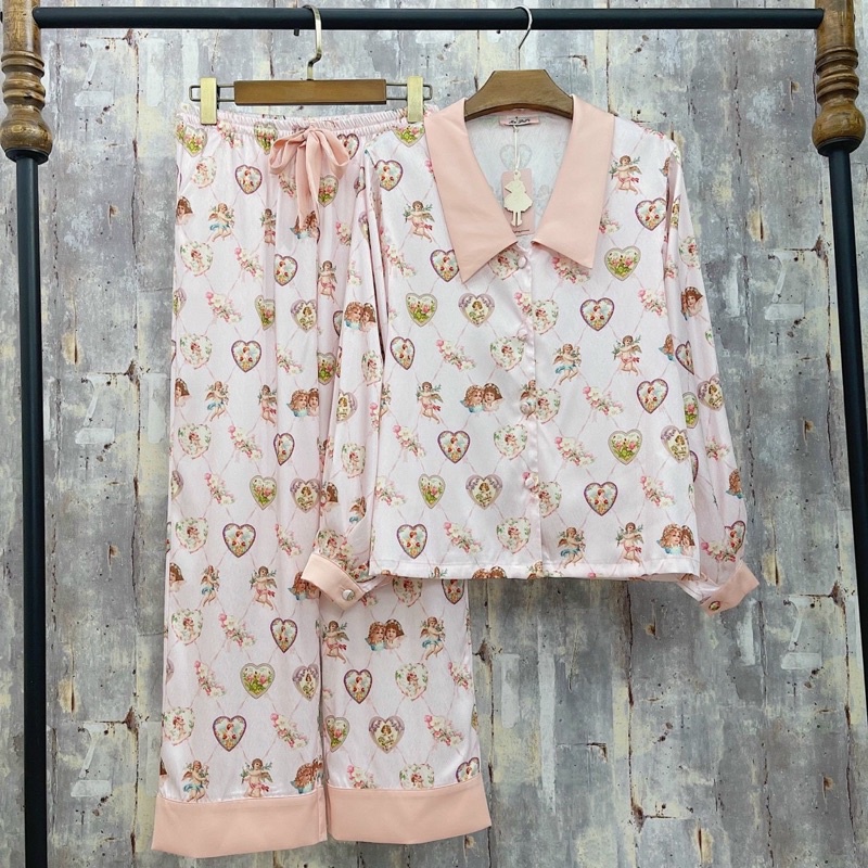New BỘ PIJAMA LỤA XƯỚC TÔ CHÂU CAO CẤP BÚP BÊ HỒNG