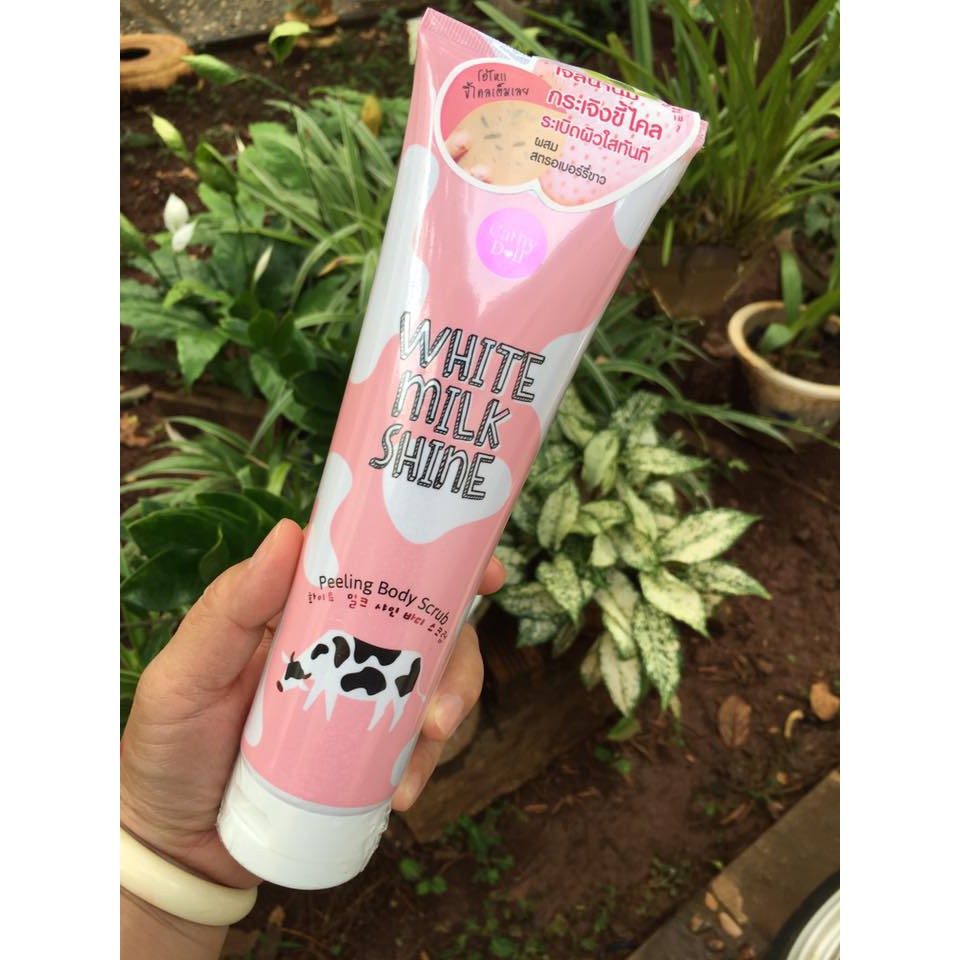 320GR_Tẩy Da Chết Toàn Thân Cathy Doll White Milk Shine Peeling Body Scrub