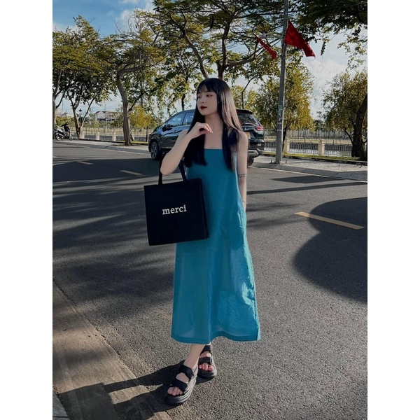 𝙏𝙝𝙮𝙩𝙝𝙮 𝘿𝙧𝙚𝙨𝙨 - Đầm midi linen