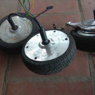 Bánh xe cân bằng cũ