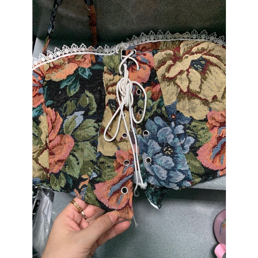 Áo 2 dây kiểu phối đan dây trước ngực dáng CRT cực cá tính họa tiết hoa văn nổi vintage thổ cẩm