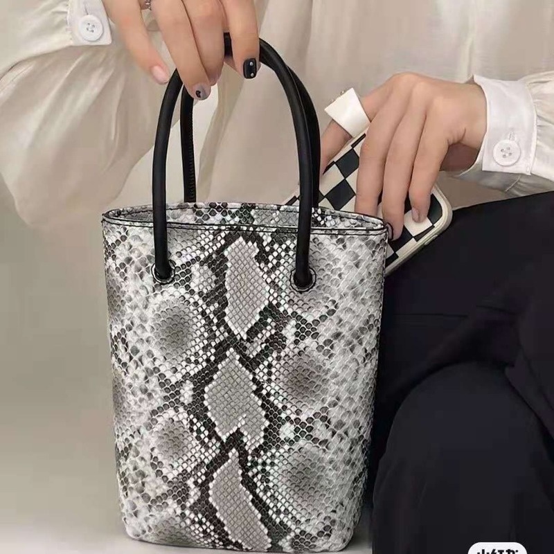 Túi xách tay đeo vai kiểu xô phong cách mới thời trang mùa hè dành cho nữ