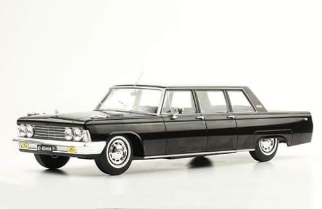 ZIL-114. Tỷ lệ 1:24