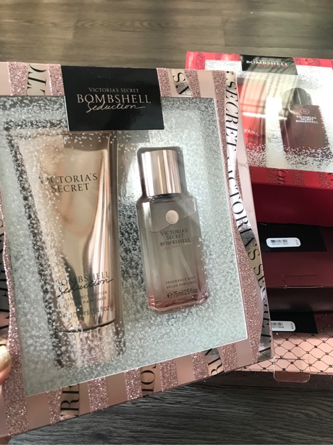 Lotion dưỡng da và nước xịt thơm Victoria Secret hàng chính hãng US. Hương thơm quyến rũ thiết kế tinh tế.Giá 250k/tuýp | BigBuy360 - bigbuy360.vn