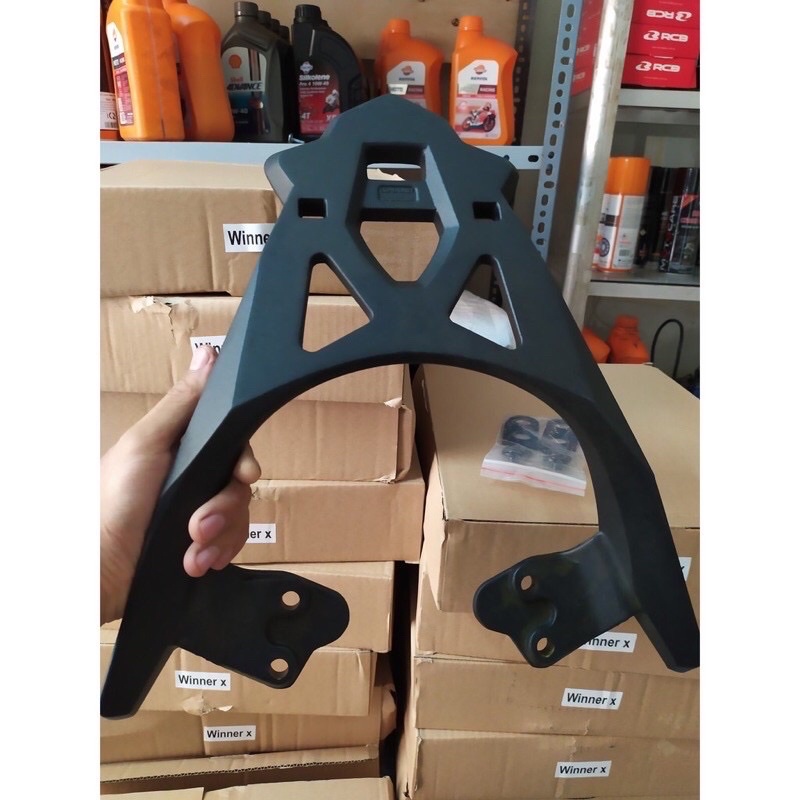 Cảng tay xách winnerx thép nguyên khối cực đẹp