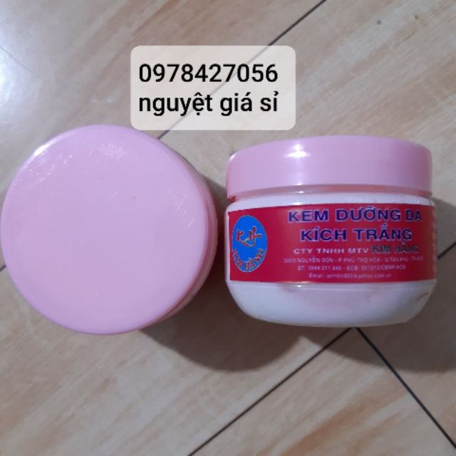 Kem kích trắng da nắp hồng