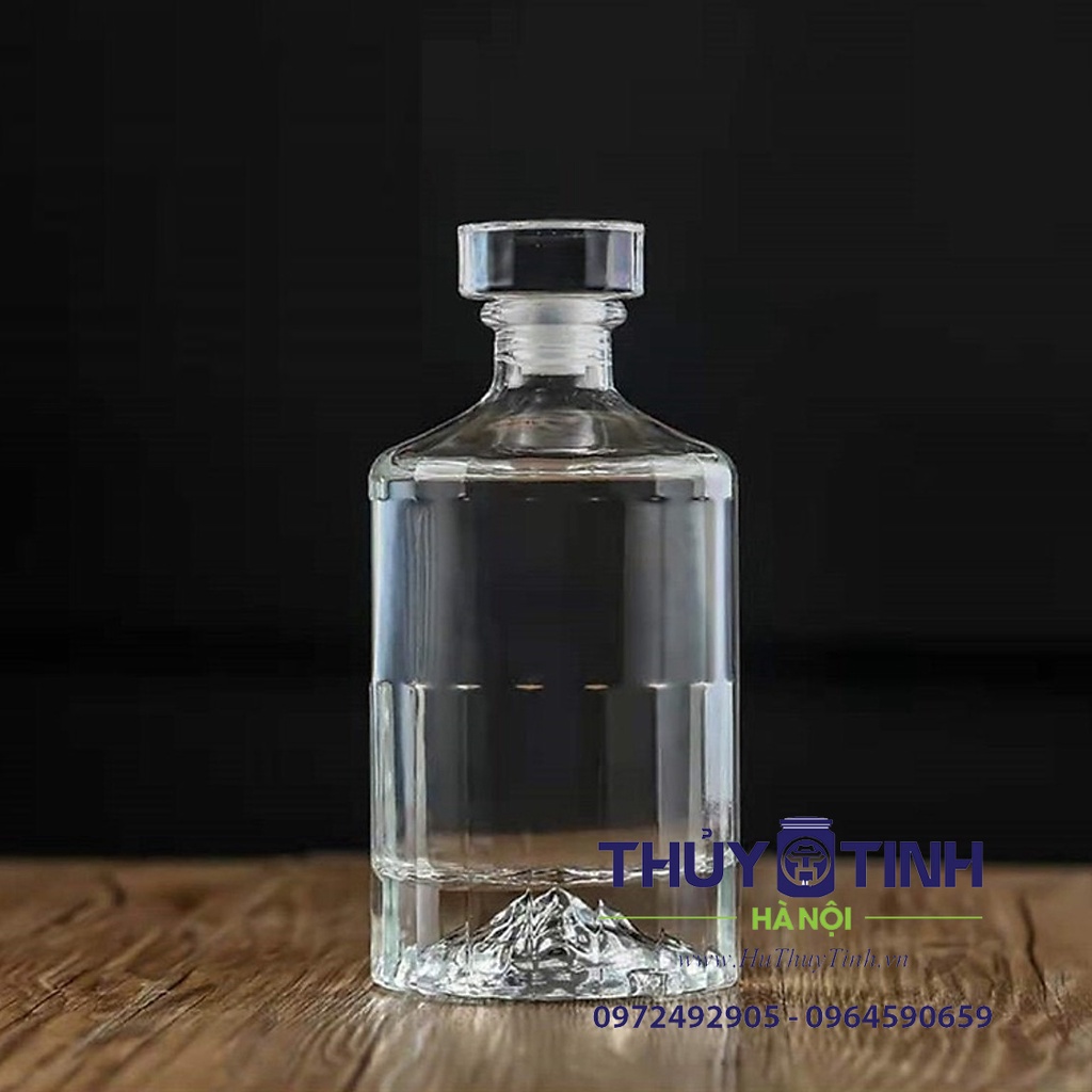 Chai thủy tinh cao cấp đựng rượu Wisky dung tích 500ml nắp bấc pha lê tiện dụng