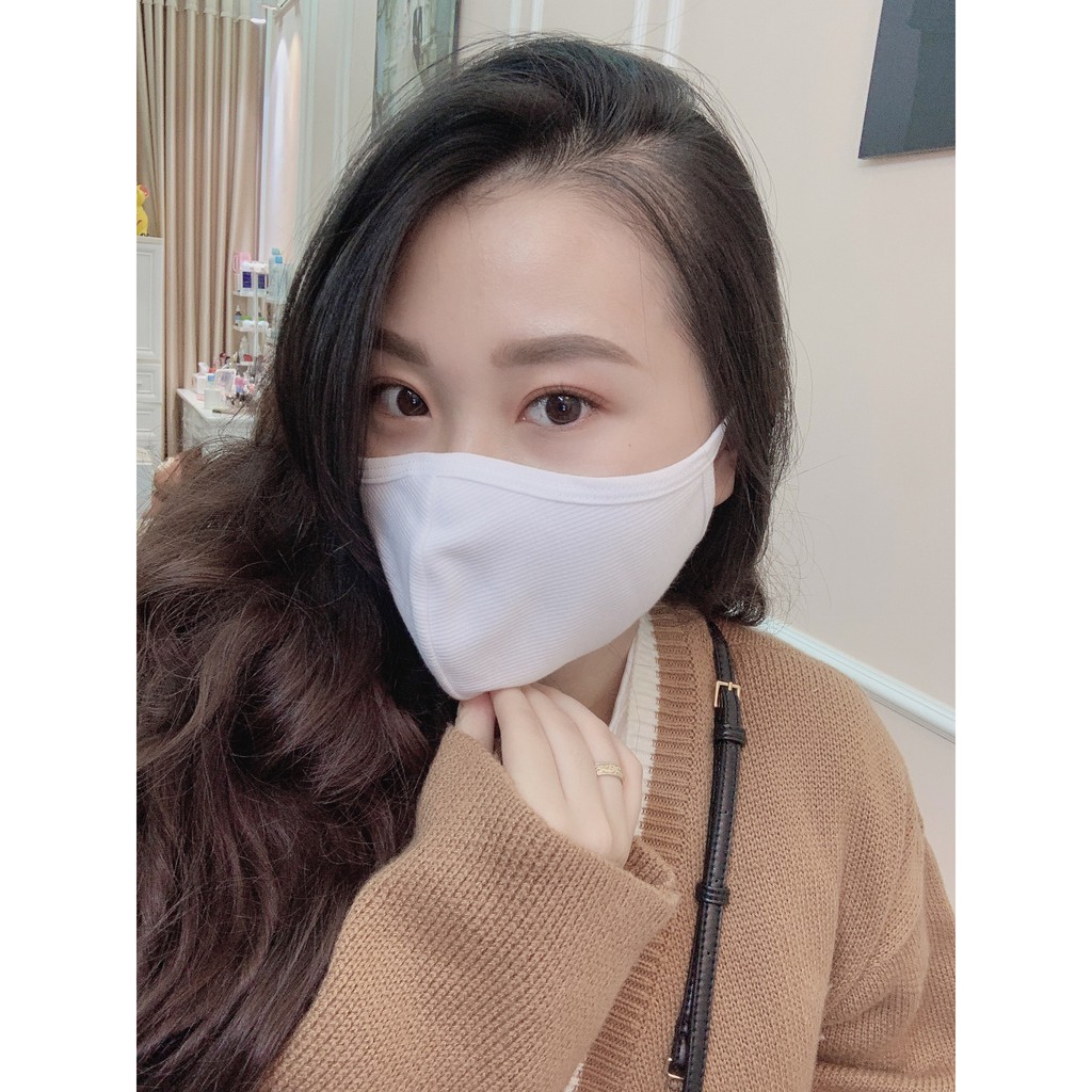 Khẩu trang kháng khuẩn