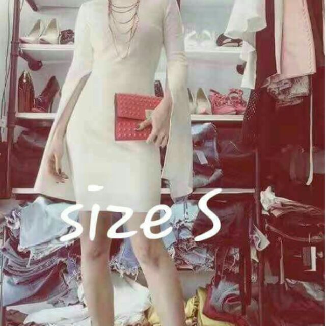 Đầm body tay dài xẻ tà