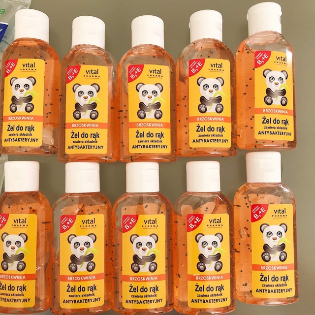 Nước rửa tay khô Pharma Balan