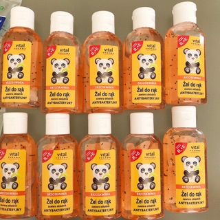 Nước rửa tay khô Pharma Balan