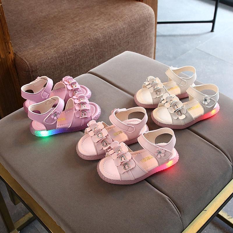 Giày Sandals Nữ Có Đèn Led Phát Sáng