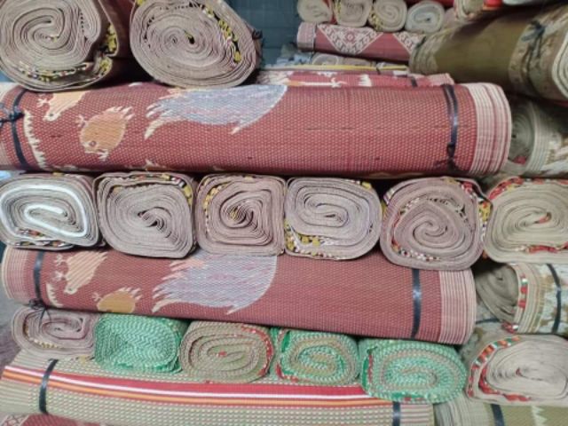 Chiếu nhựa gấp gọn size 2m ×3m giao hình ngẫu nhiên