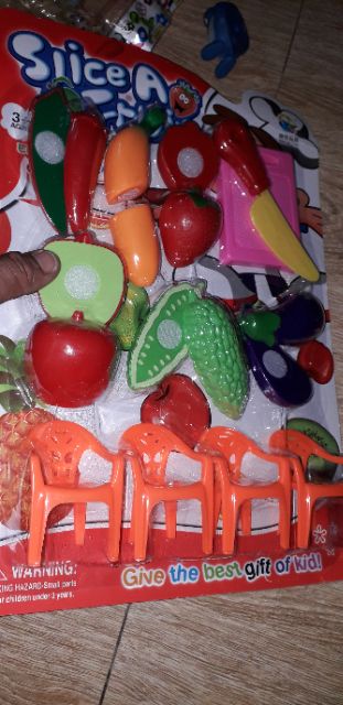 Bộ đồ chơi bếp trái cây và 4 chiếc ghế bằng nhựa No.416