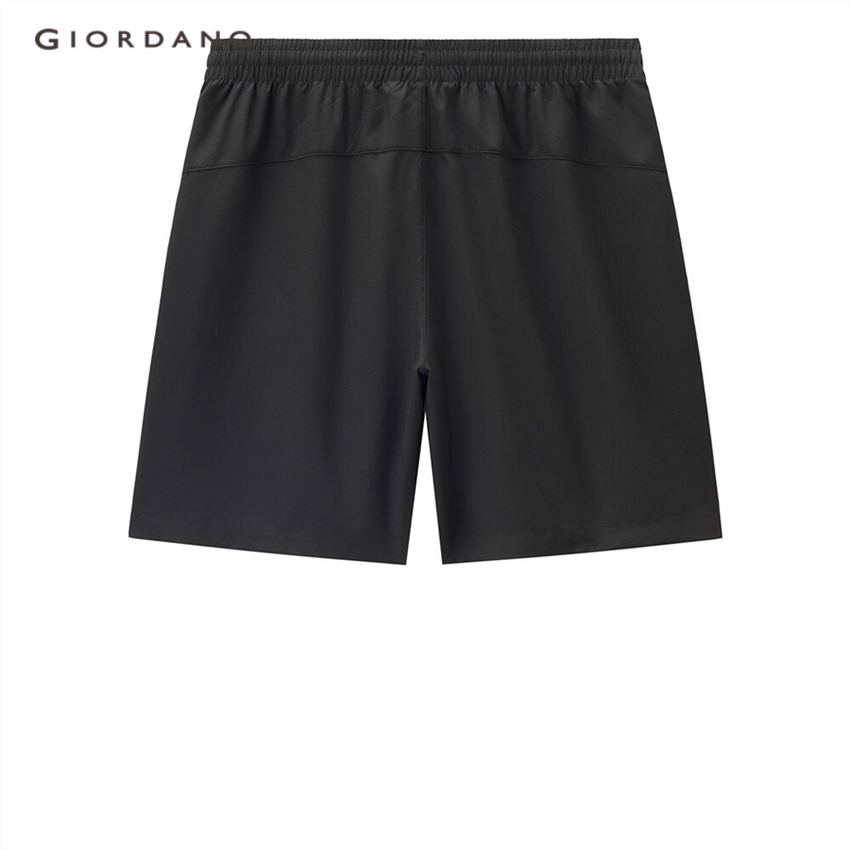 Quần short GIORDANO 13102222 giản dị lưng thun mỏng nhẹ chất vải đàn hồi thoải mái mùa hè cho nam